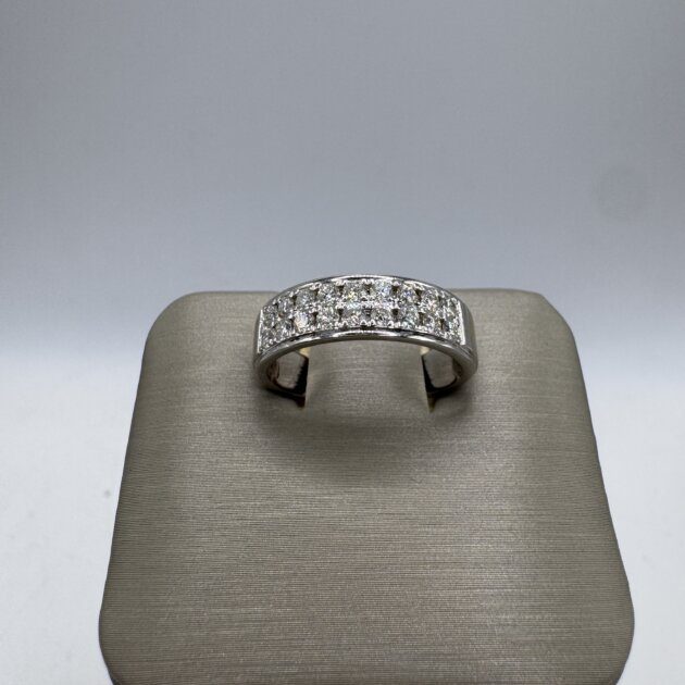 Classic Round Diamond Wedding Band in White Gold | Dia 0.48 ct