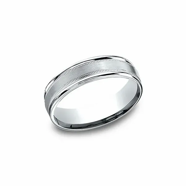 Men's Wedding Band in Satin Finish