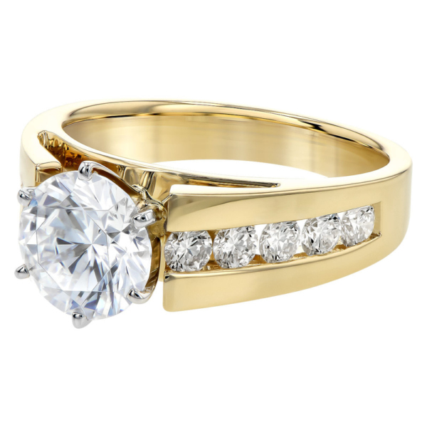 Semi Diamond ring in yellow Gold