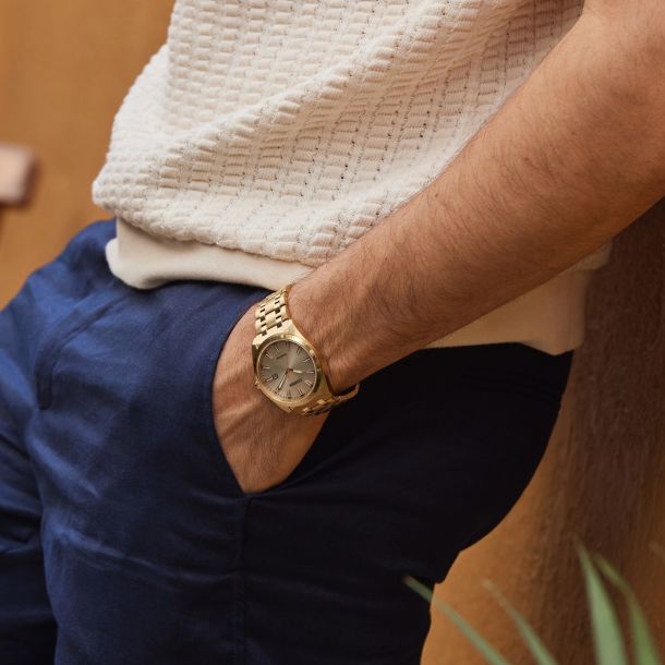 Citizen Eco-Drive Classic Peyten Champagne Dial Gold-Tone Watch - Image 3