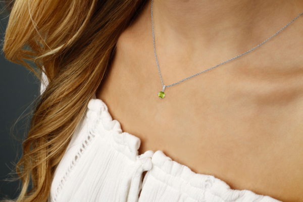 14KWG 4MM PERIDOT