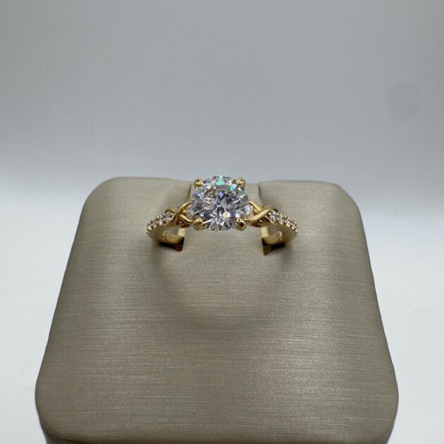 Diamond Engagement Ring 18KT Gold With Infinity Symbols Dia 0.23 CT, Center 1.0CT CZ