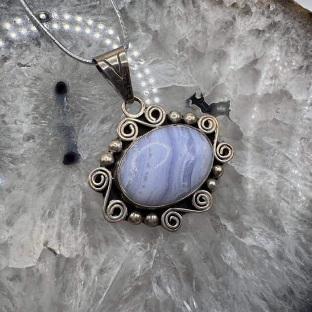 Vintage Mexican 925 Silver Sterling Pendant with Blue lace Agate