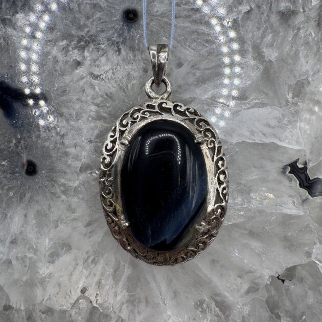 925 Sterling Silver Oval Natural Black Agate Vintage Pendant