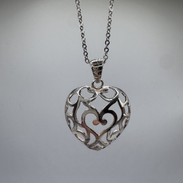 Vintage Sterling Silver Italy Filigree Ornate Heart Pendant