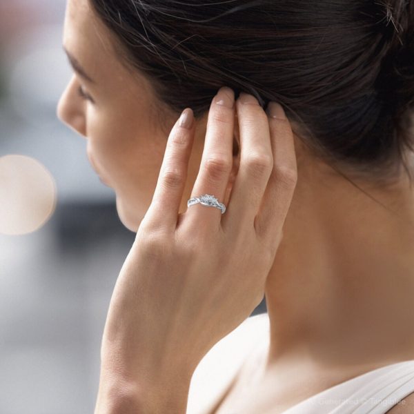 3-Stone Diamond Ring 0.65 ct tw Princess & Round-cut 10K White Gold