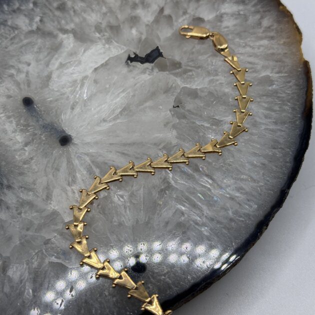 Vintage 14K Yellow Gold V Shaped Link Bracelet