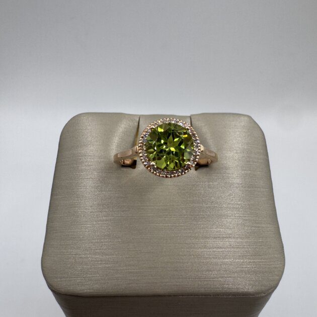 14kt Rose Gold Round Cut Peridot 1.04ct Diamond 0.08ctw Ring