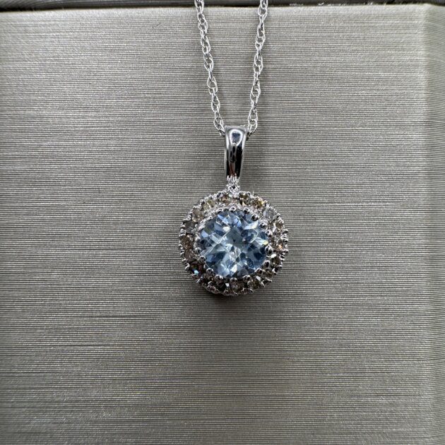 14K White Gold Blue Topaz 0.48ct & Dia .08 Pendant