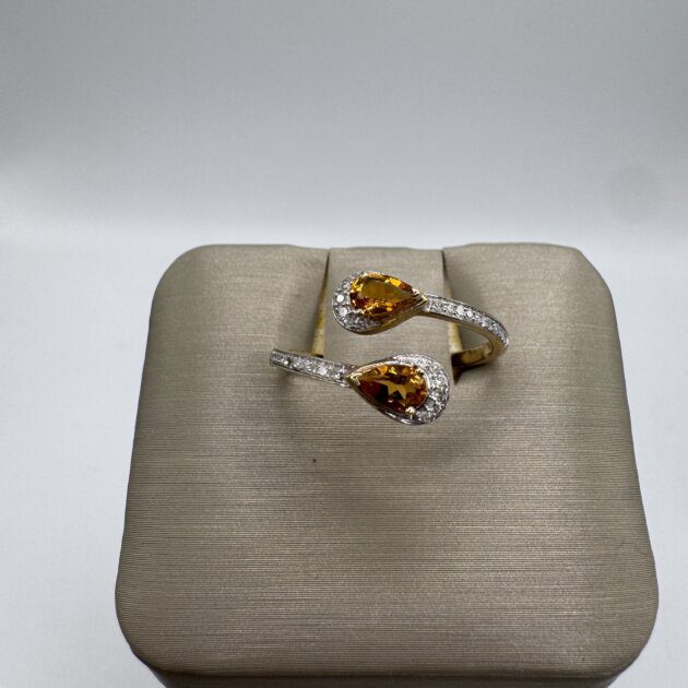 14K Yellow Gold Pear Shape Citrine 0.37ct and Dia 0.10ct Ring 6s