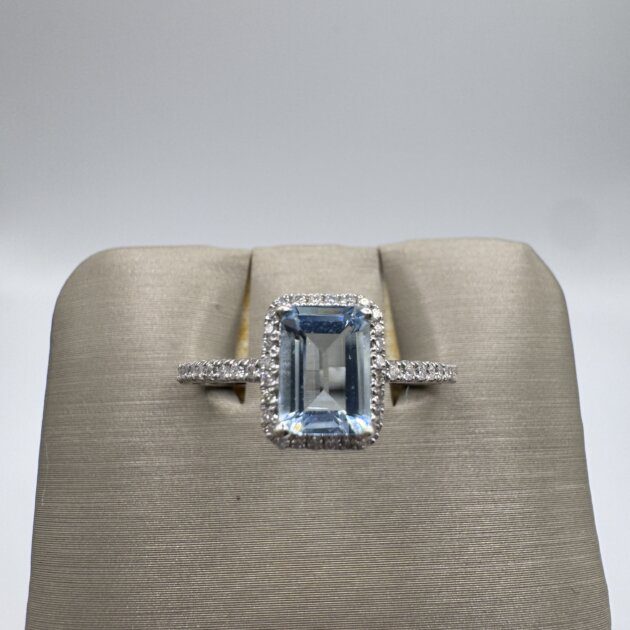 14K White Gold Emerald Cut Aquamarine and Diamond Ring 7