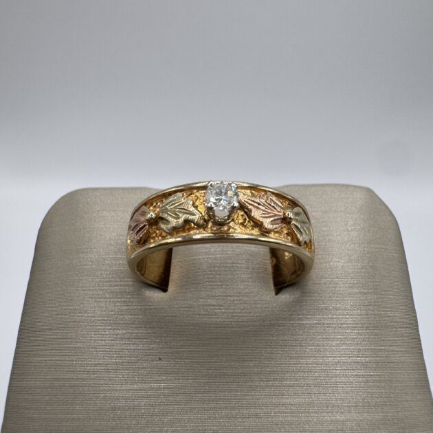 10K Tri-Tone Black Hills Gold Leaf Band Ring with 0.15ct Diamond 6.5