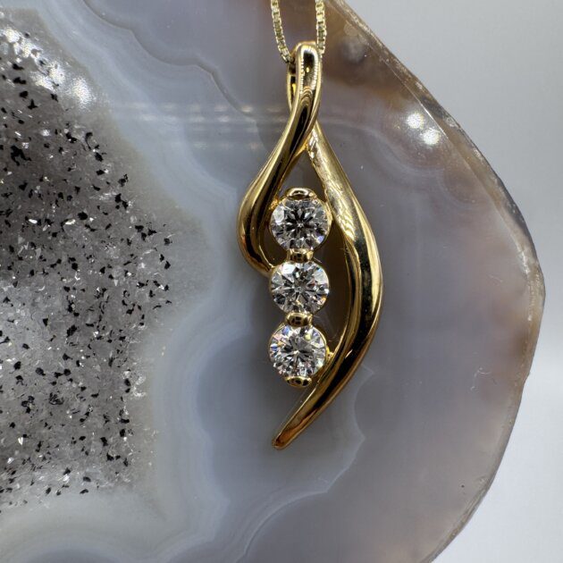 Diamond Pendant Necklace (1/2 ct. t.w.) in 14k Yellow Gold 18"