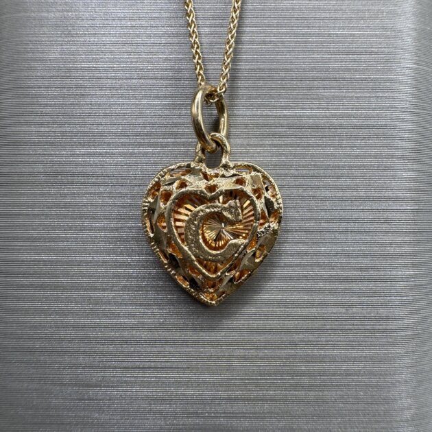24KT Gold Heart Pendant Letter C, 1.27 g