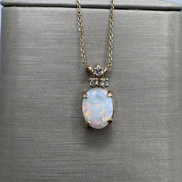 14k Yellow Gold Oval Opal & Diamond Pendant, 0.81 g