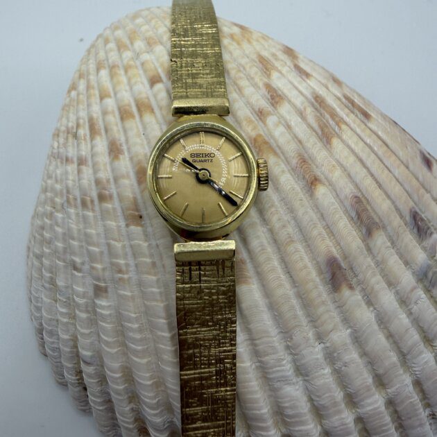 Vintage Seiko 14K Solid Yellow Gold Ladies Watch 18.97g Quartz