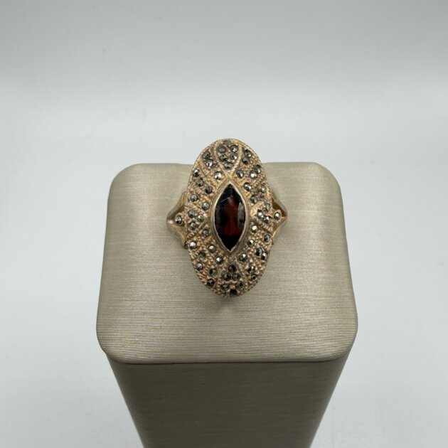 Sterling Silver Garnet & Marcasite Vintage Ring | Size 8