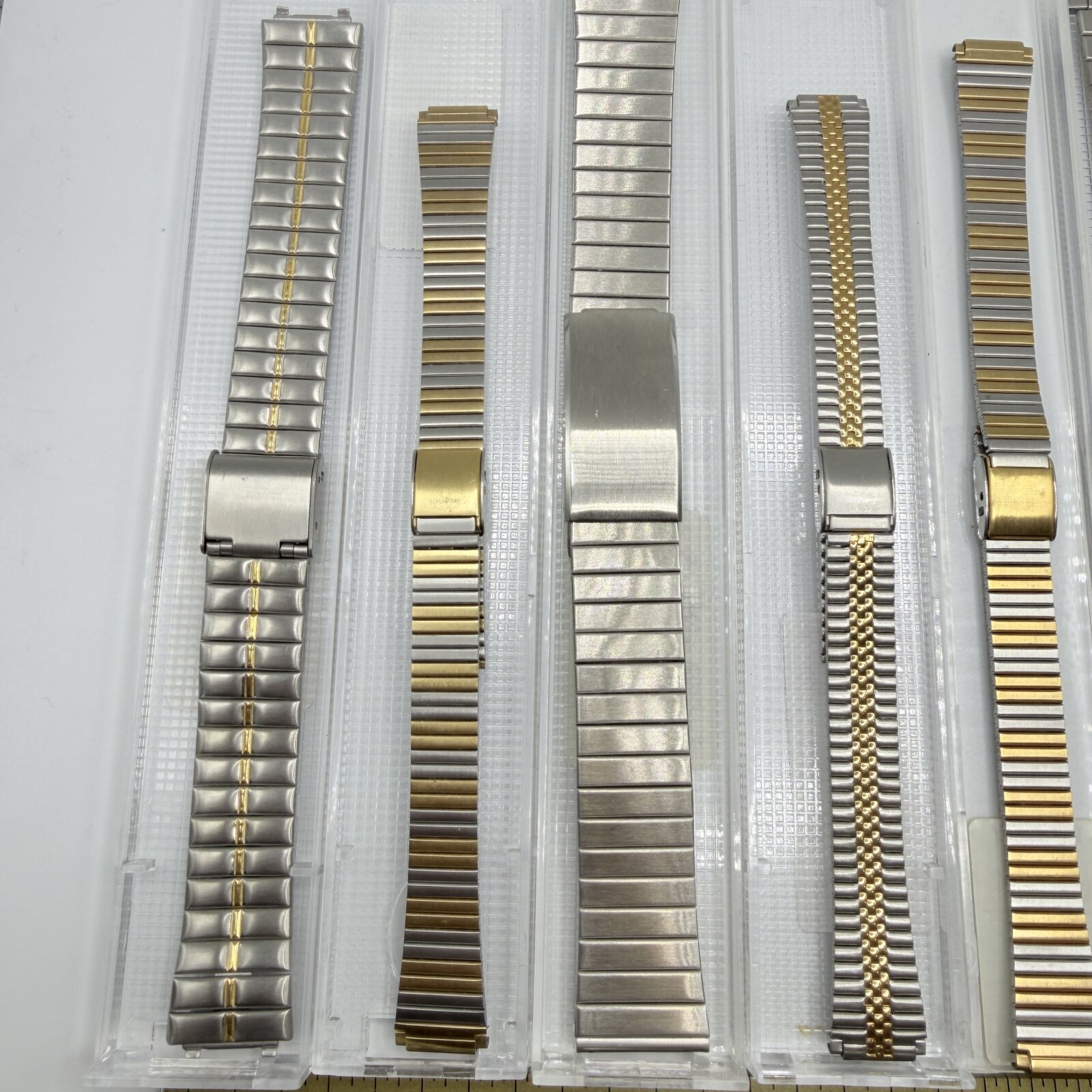 Lot of 8 Vintage NOS Metal Watch Bands Bracelets Speidel Hong Kong 5.5-7mm
