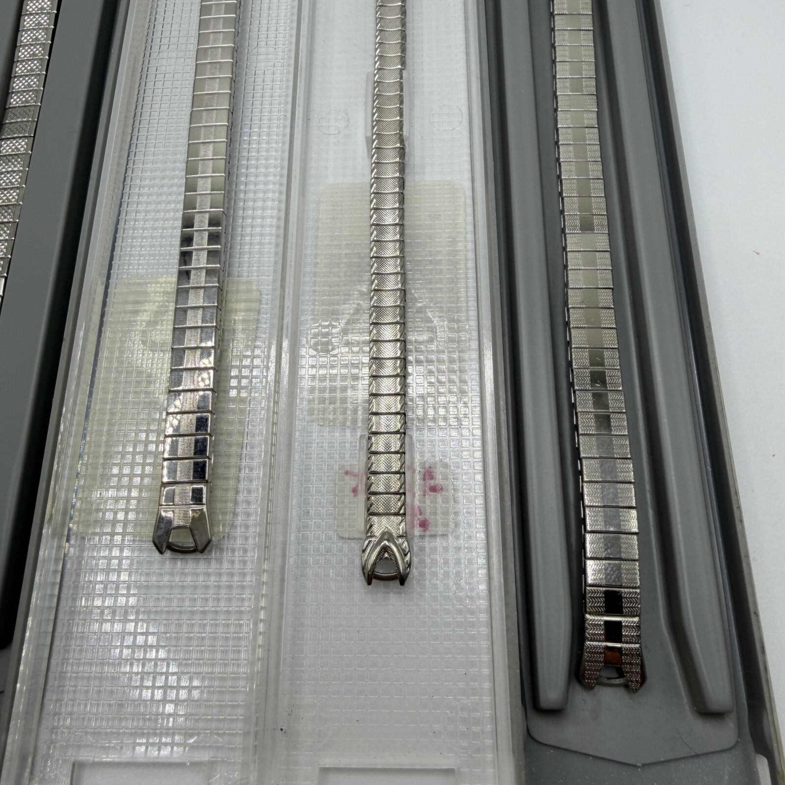 Lot 6 NOS Vintage Expansion Stretch Watch Bands Stainless Steel Mixed Styles